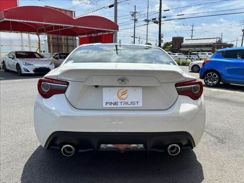 86