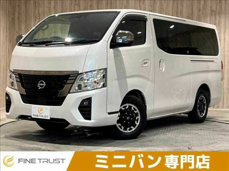 NV350 CARAVAN-0