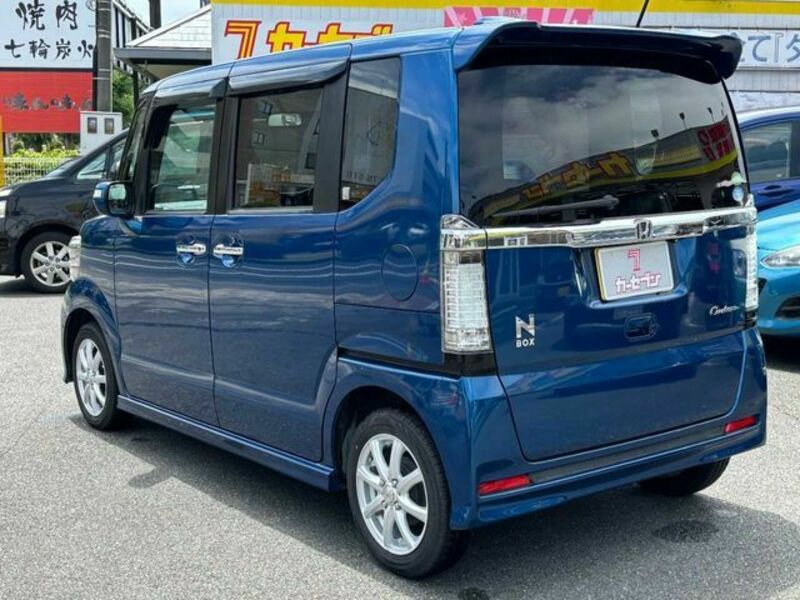 N BOX CUSTOM