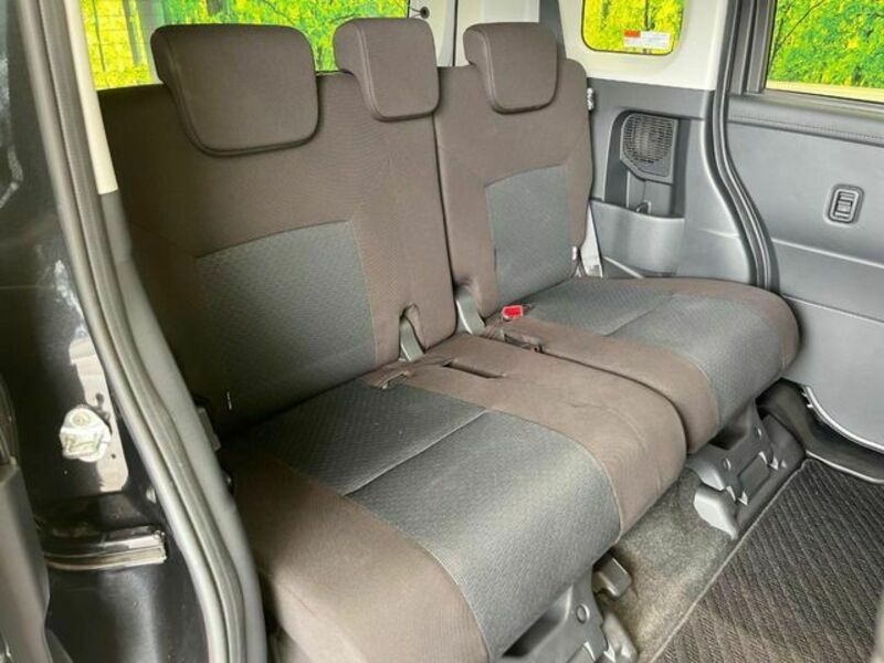 ROOMY