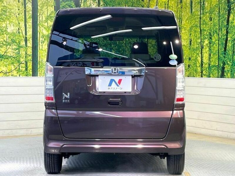 N BOX