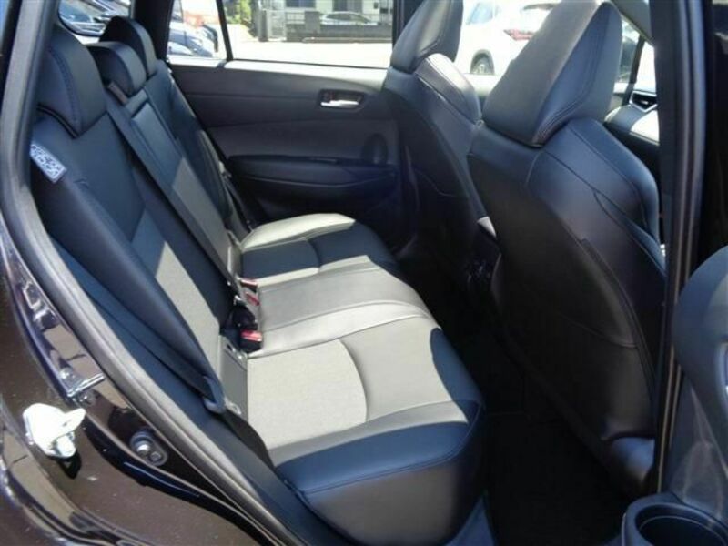 COROLLA CROSS