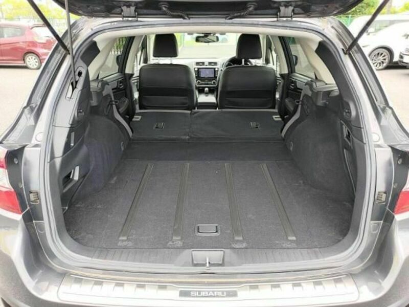 LEGACY OUTBACK