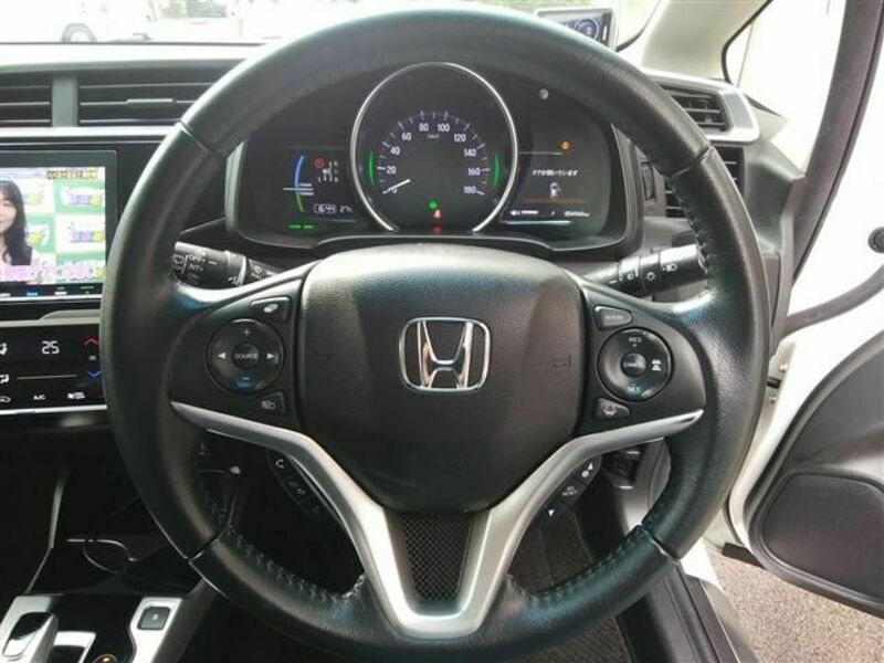 FIT HYBRID