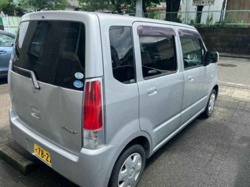 WAGON R
