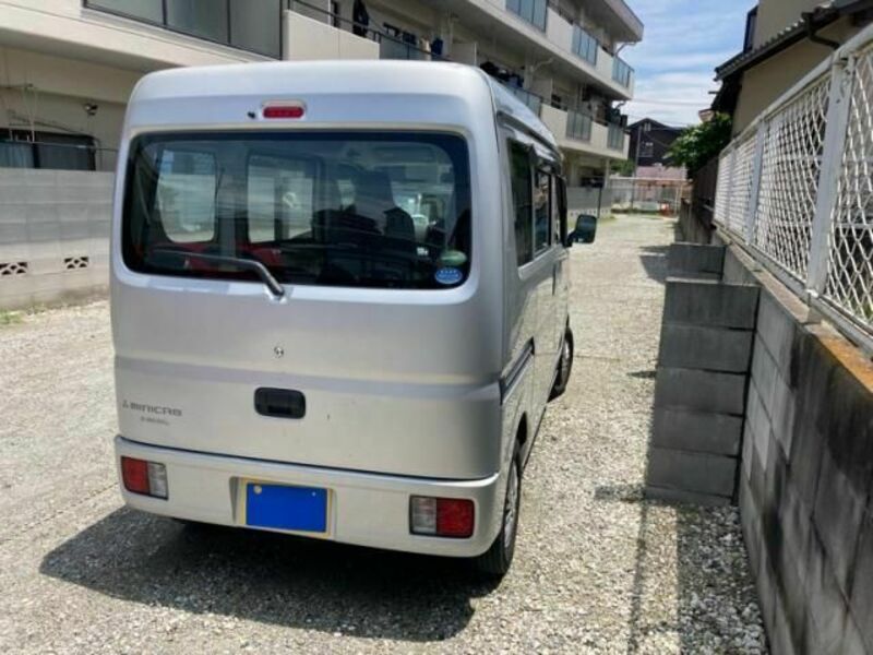 MINICAB VAN