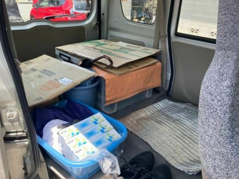 MINICAB VAN