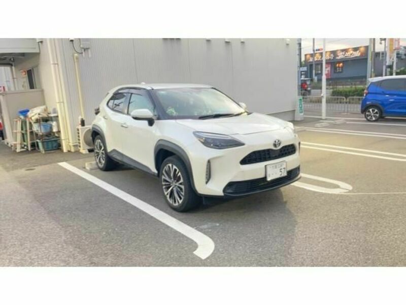 YARIS CROSS-0