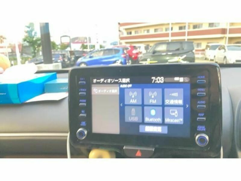YARIS CROSS