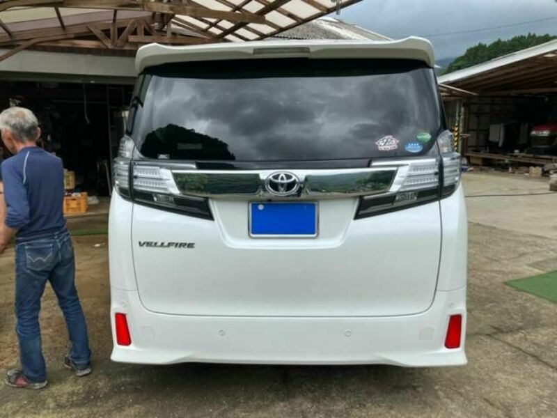 VELLFIRE