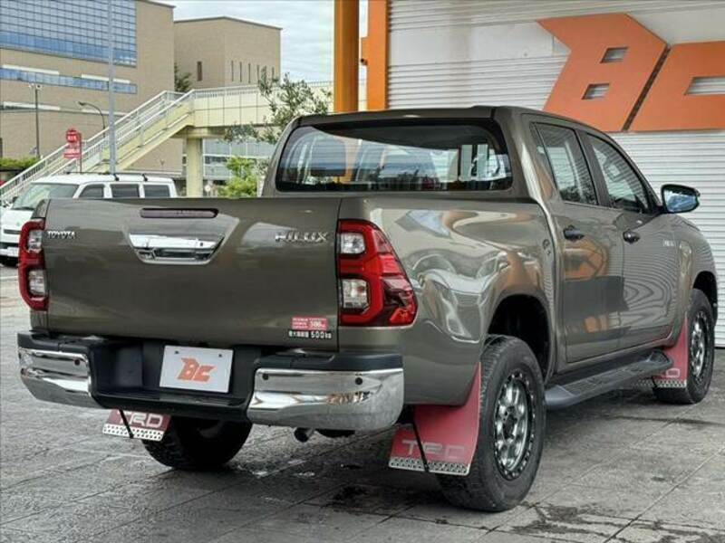 HILUX