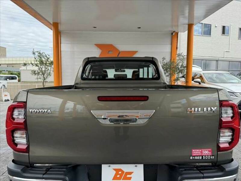 HILUX
