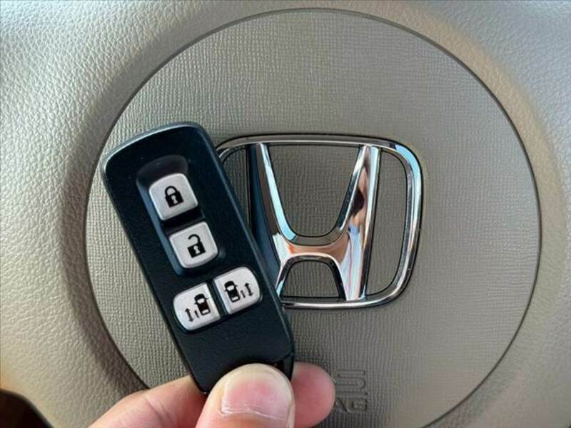 N BOX