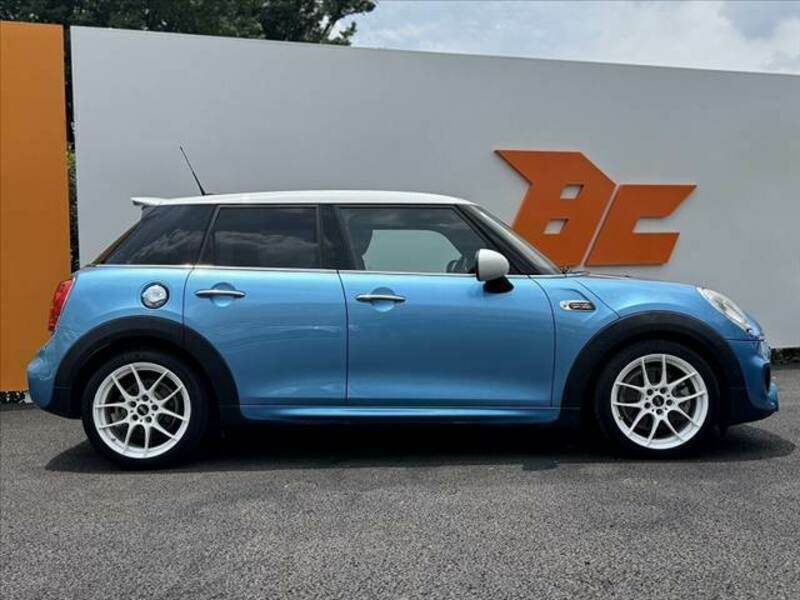 MINI