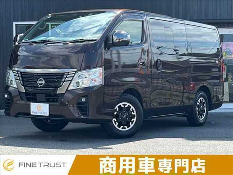 NV350 CARAVAN-0
