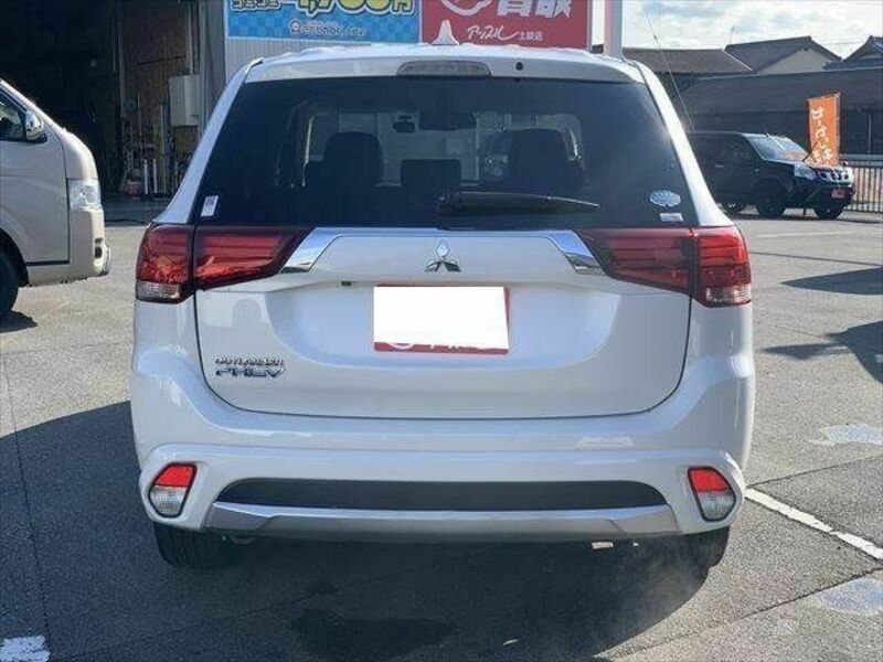 OUTLANDER PHEV