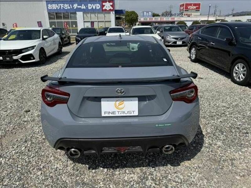 86