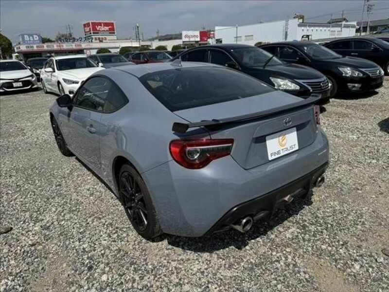 86