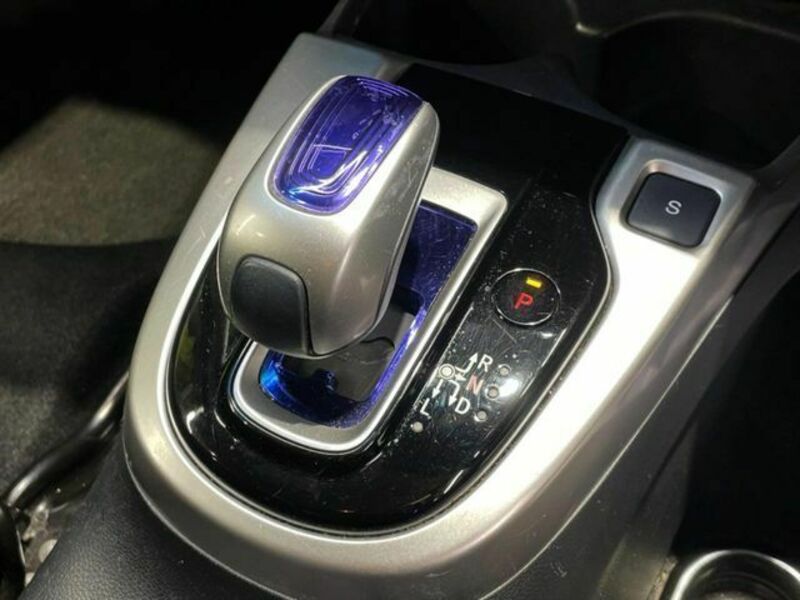FIT HYBRID