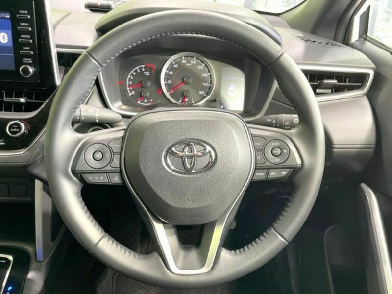 COROLLA CROSS