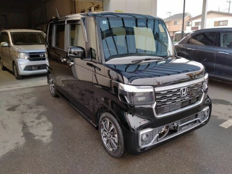 N BOX CUSTOM
