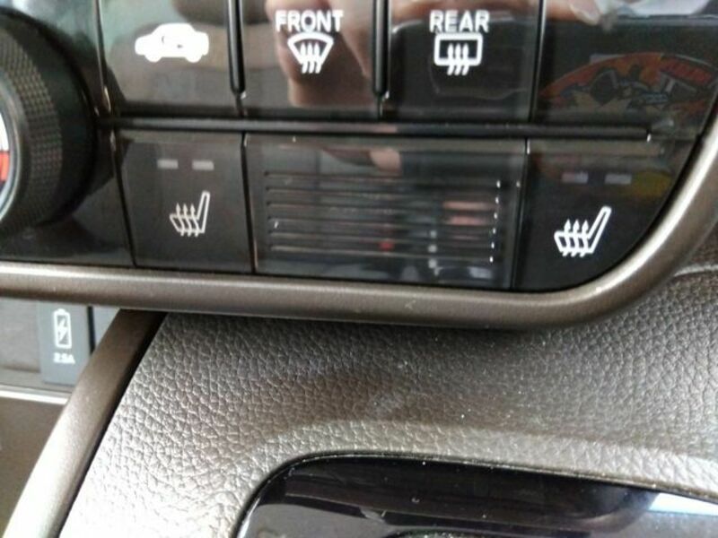 N BOX