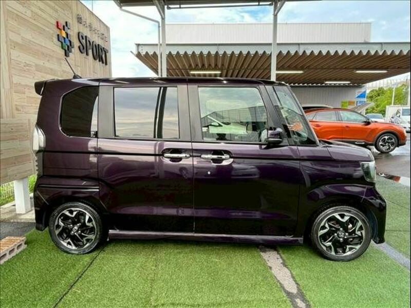 N BOX CUSTOM