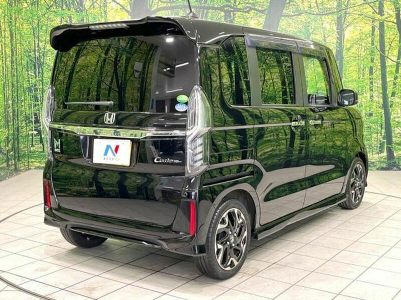 N BOX CUSTOM