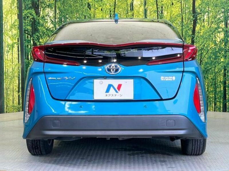 PRIUS PHV