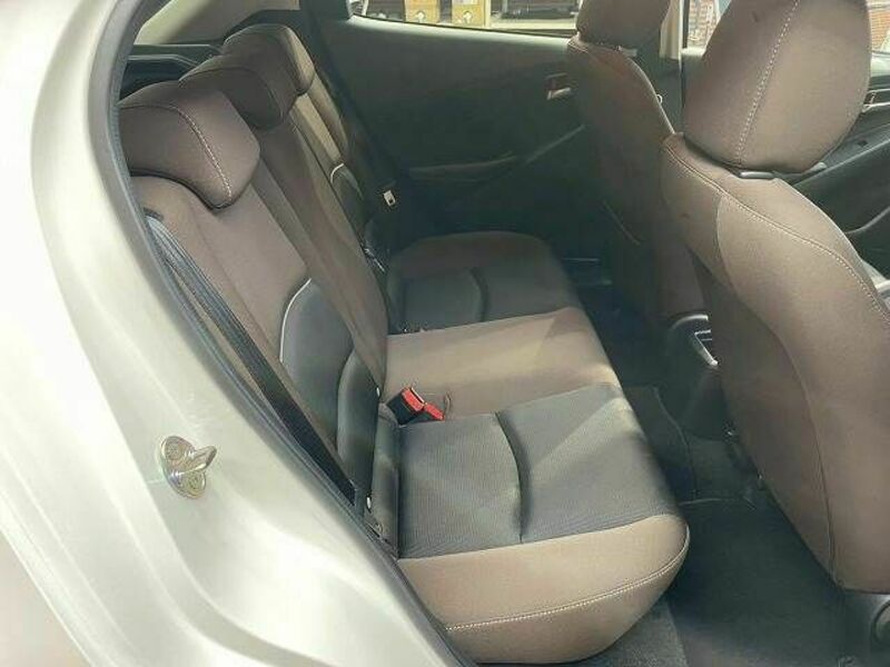 MAZDA2