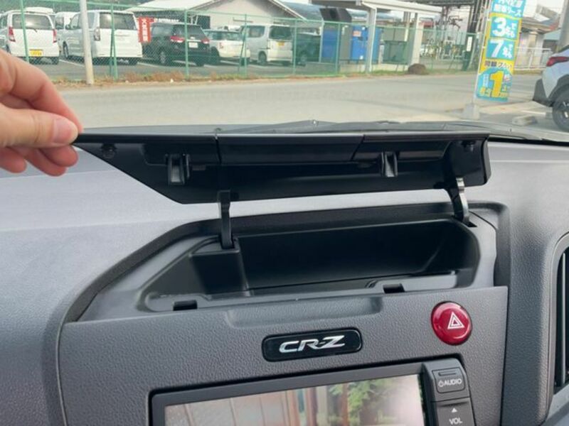 CR-Z