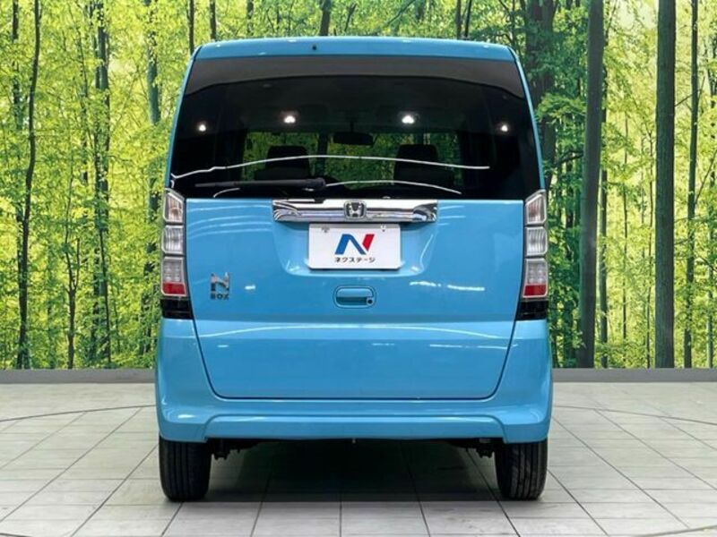 N BOX