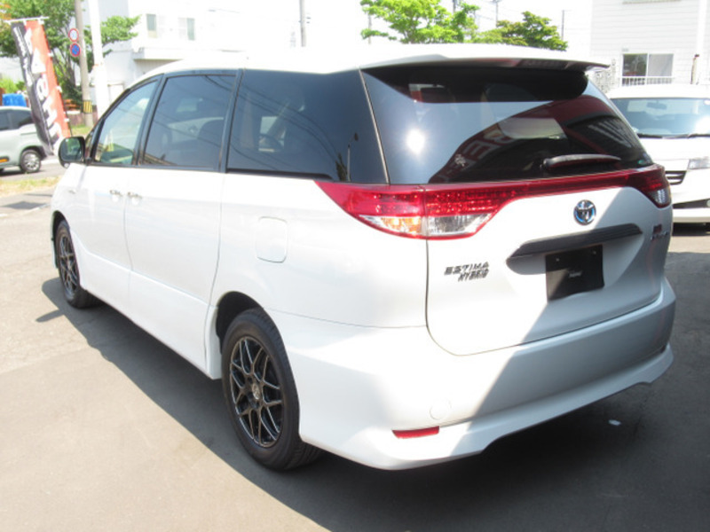 ESTIMA HYBRID