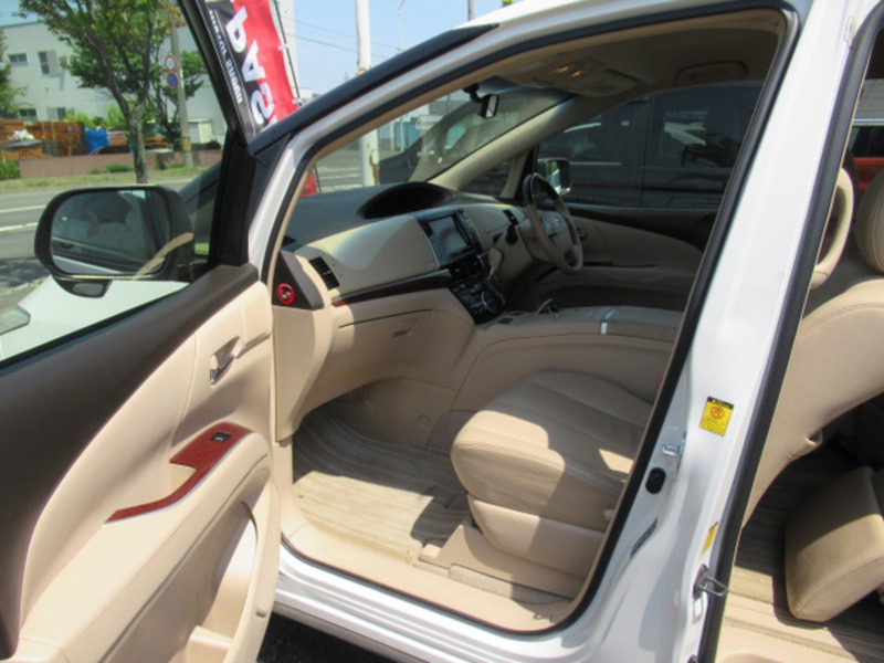ESTIMA HYBRID