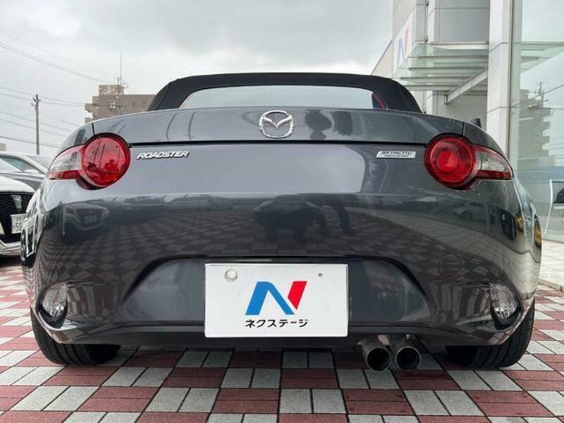 ROADSTER