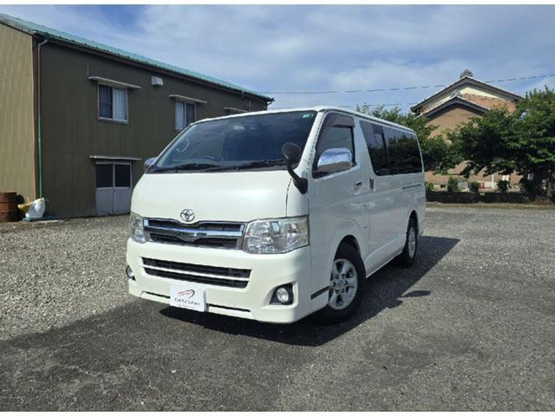 HIACE VAN