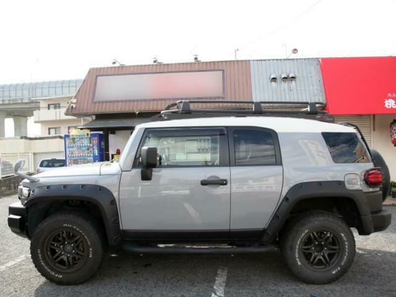 FJ CRUISER