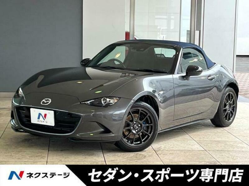 ROADSTER-0