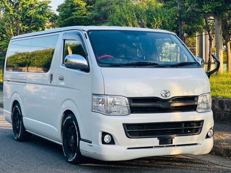 HIACE VAN