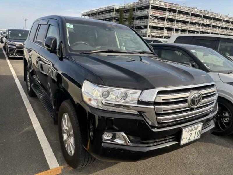LAND CRUISER