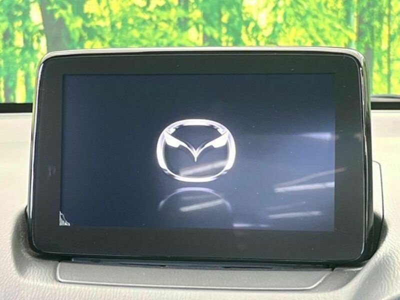 MAZDA2
