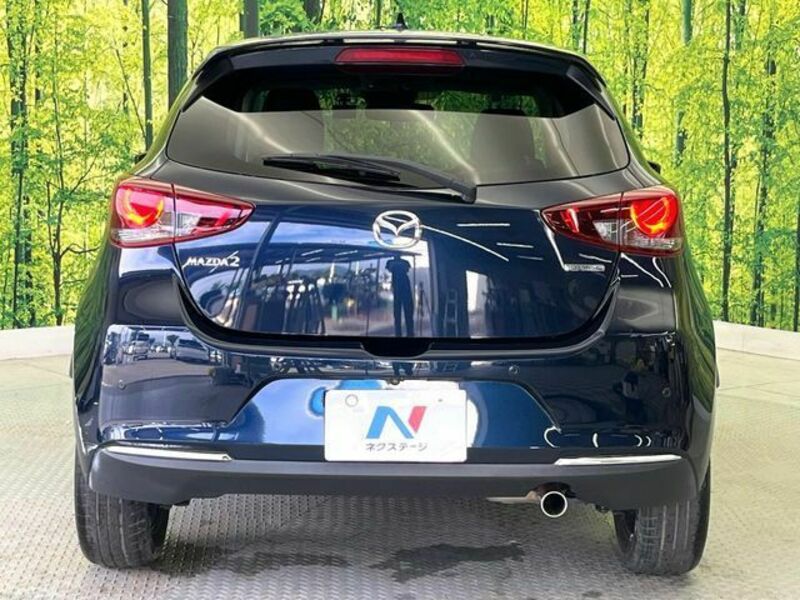 MAZDA2