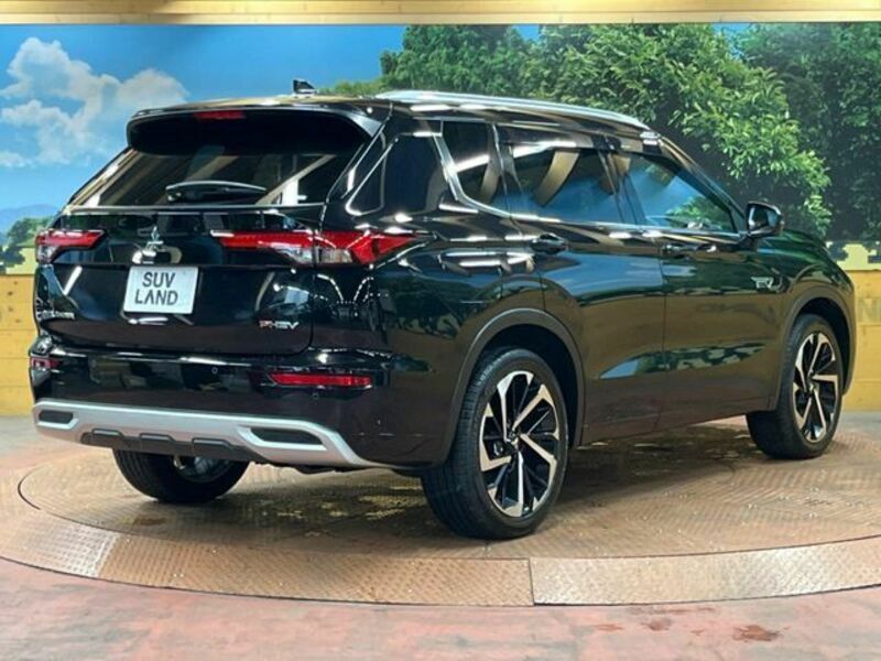OUTLANDER PHEV