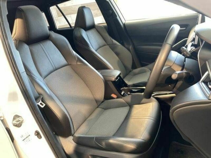 COROLLA CROSS
