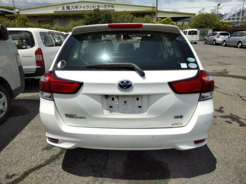 COROLLA FIELDER