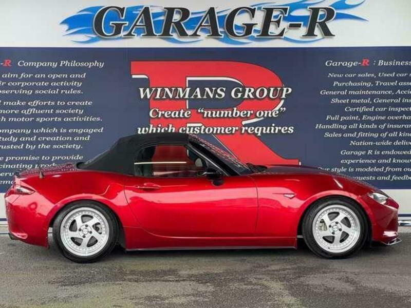 ROADSTER