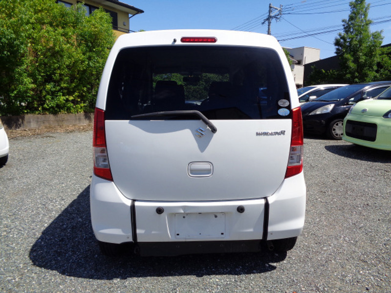 WAGON R