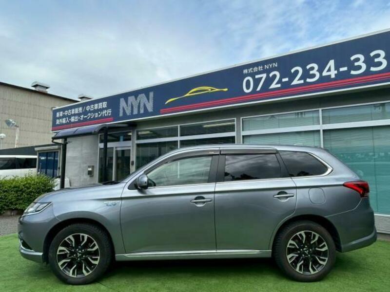 OUTLANDER PHEV