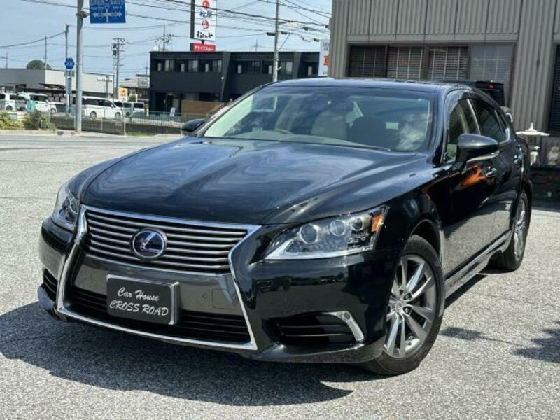 LEXUS LS