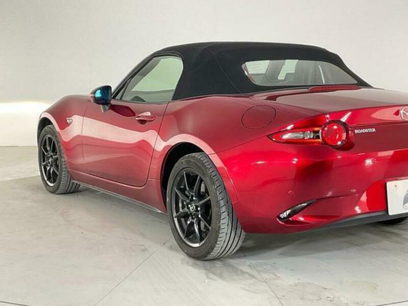 ROADSTER
